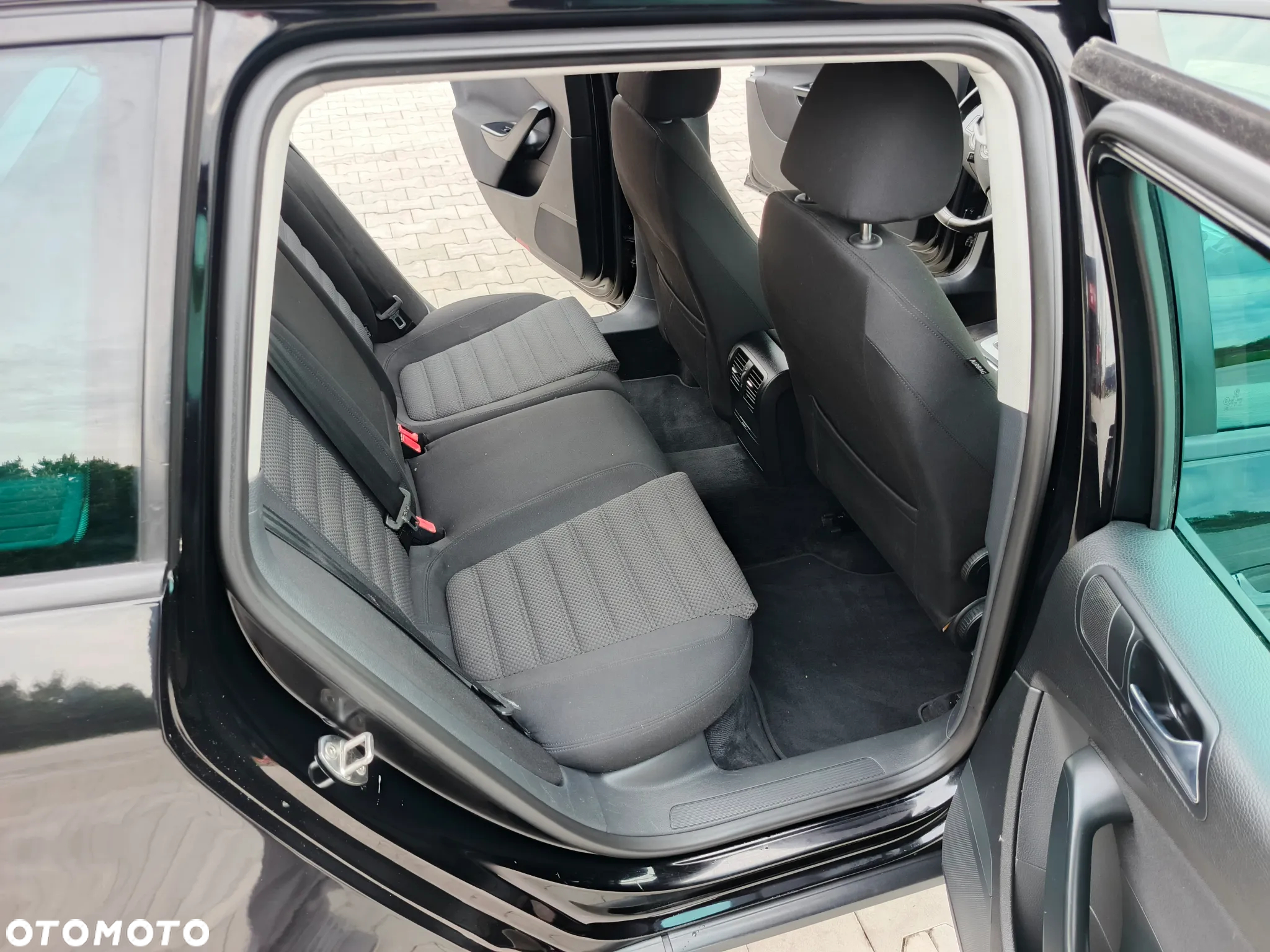Volkswagen Passat 2.0 FSI Comfortline - 16
