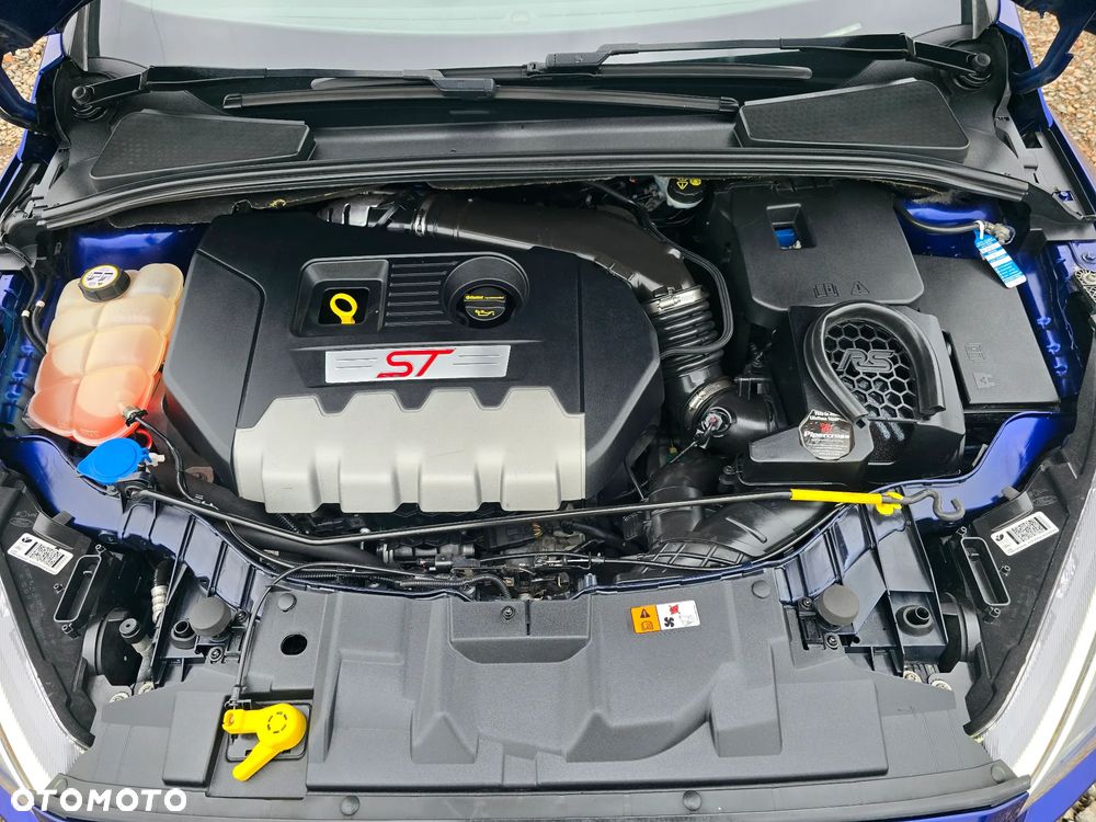 Ford Focus 2.0 EcoBoost ST mit Leder-Sport-Paket - 26