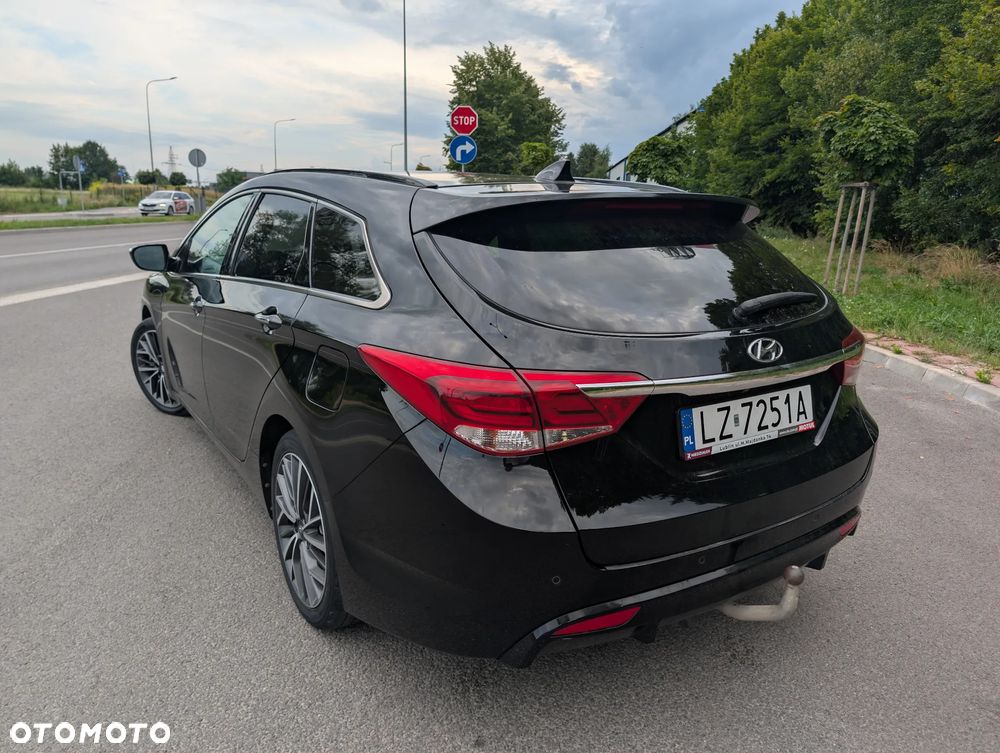 Hyundai i40 Kombi 1.7 CRDi Premium - 11