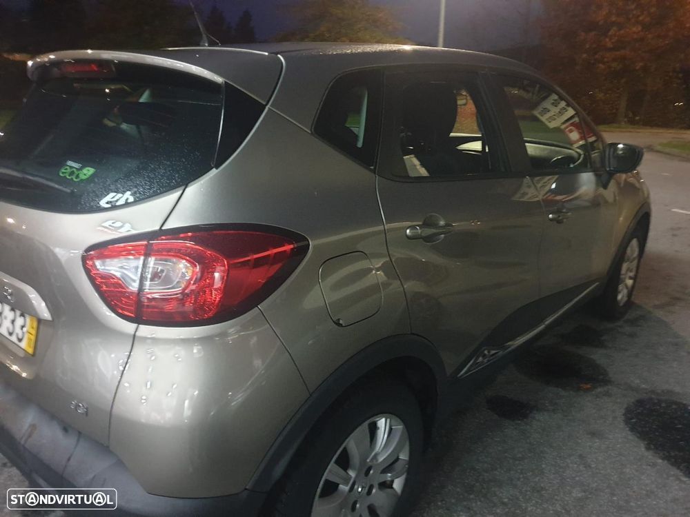 Renault Captur - 2