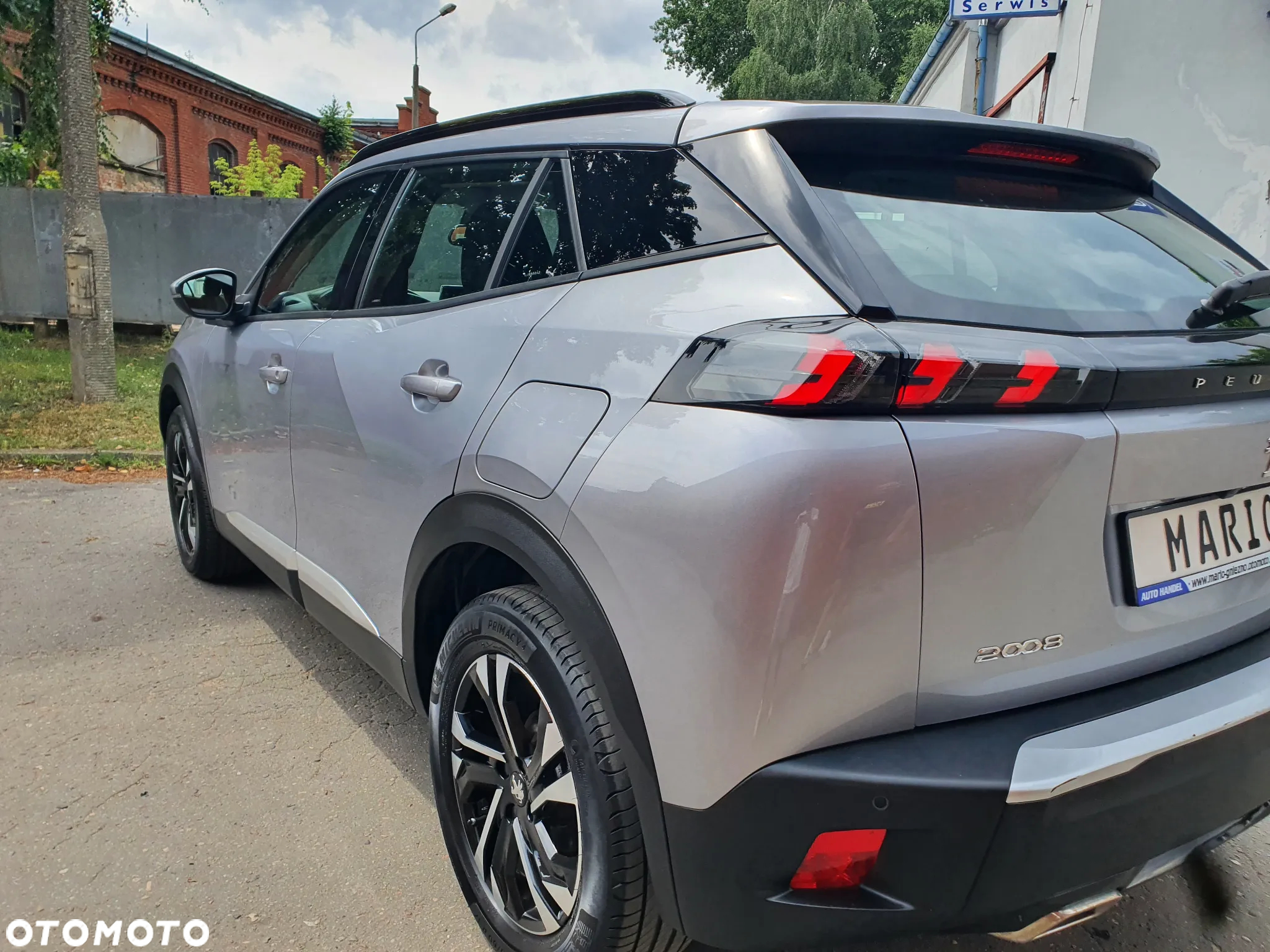 Peugeot 2008 - 6