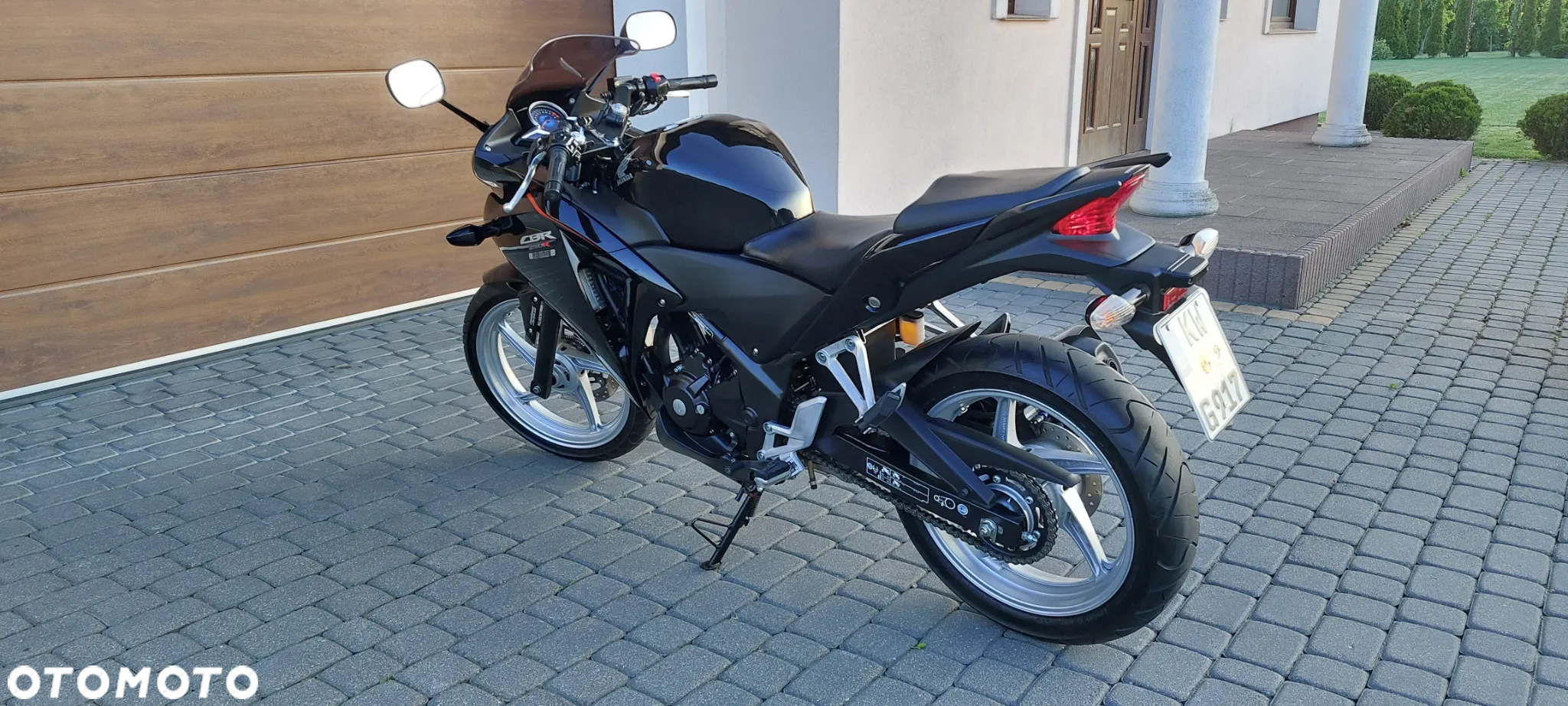Honda CBR - 25