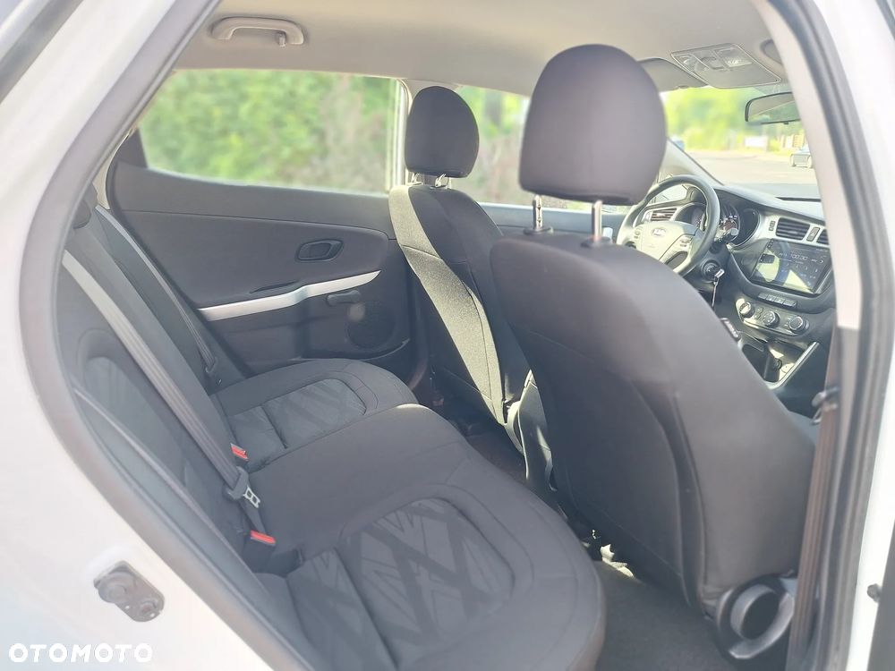 Kia Ceed 1.4 CVVT Attract - 15