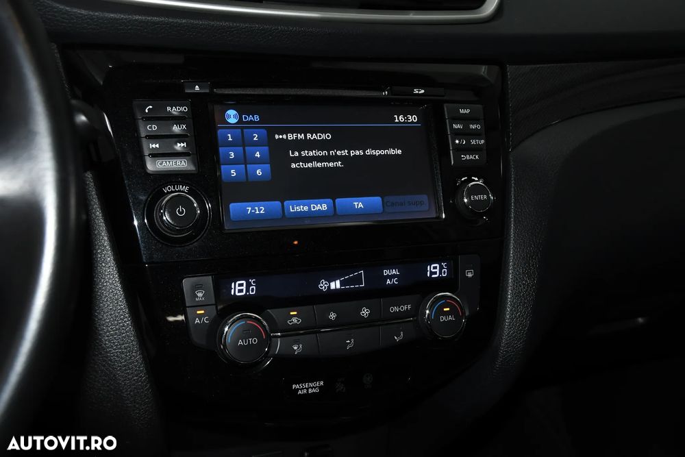 Nissan X-Trail 1.6 dCi N-Connecta - 16