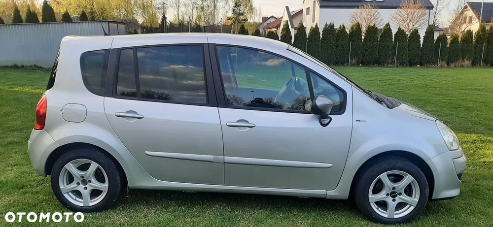Renault Modus Grand 1.2 16V TCE Night and Day - 3