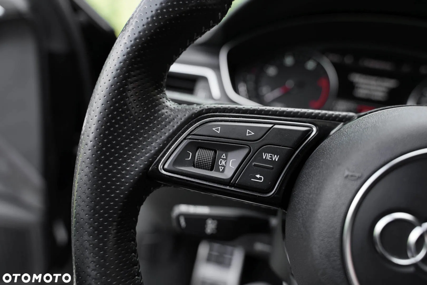 Audi A4 Avant 3.0 TDI quattro tiptronic sport - 19