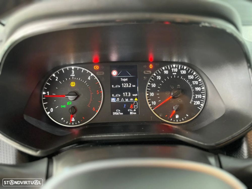 Renault Clio - 15