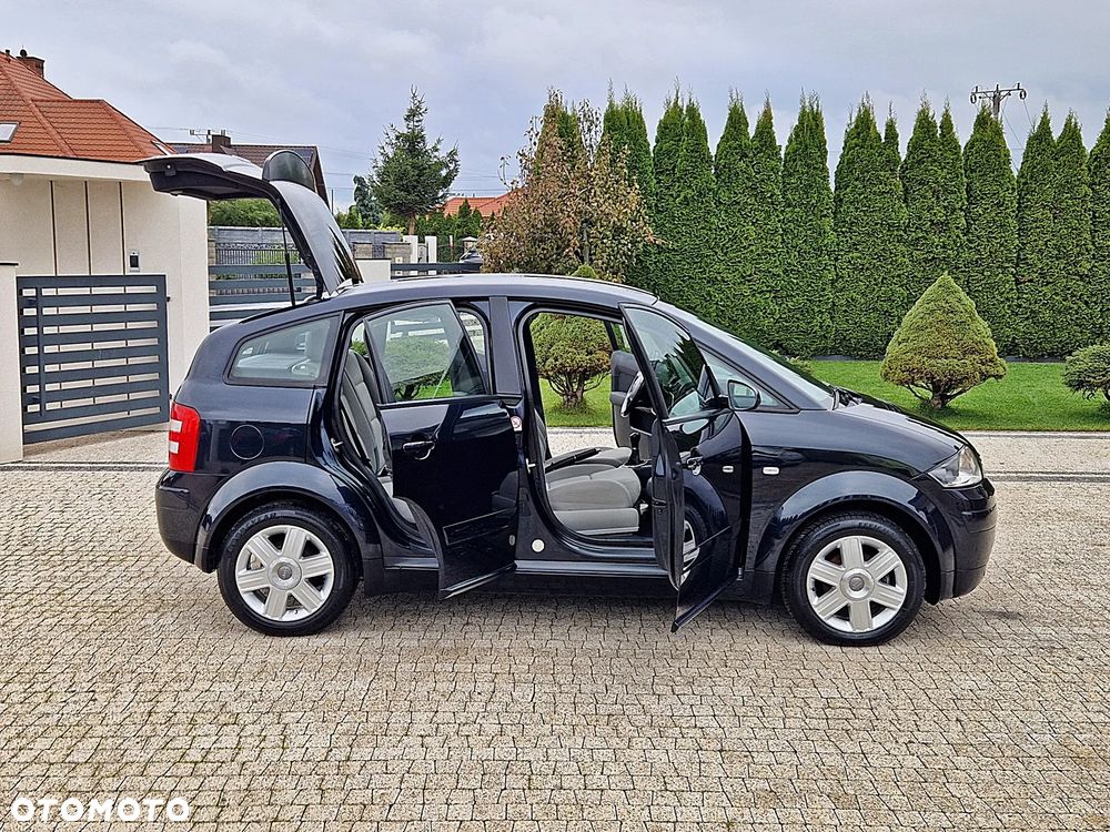 Audi A2 1.4 - 13