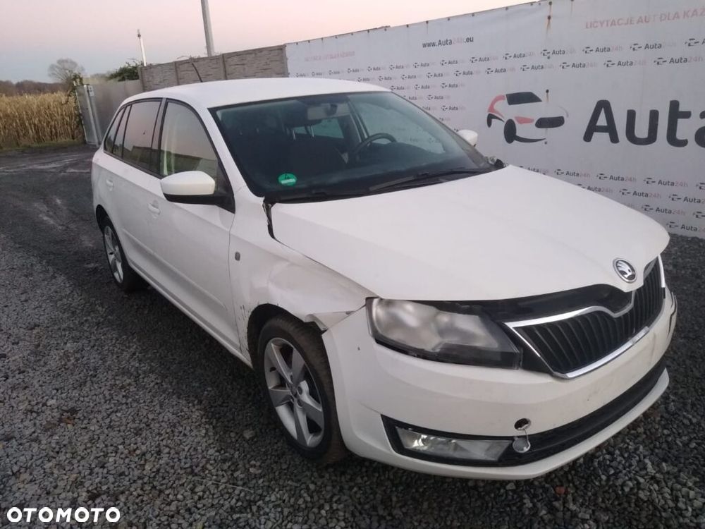 Skoda RAPID 1.6 TDI Drive - 5