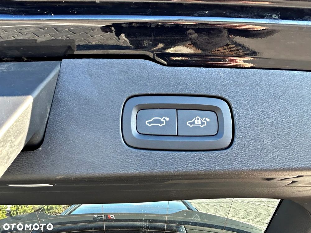 Volvo V60 T5 Momentum Pro - 10