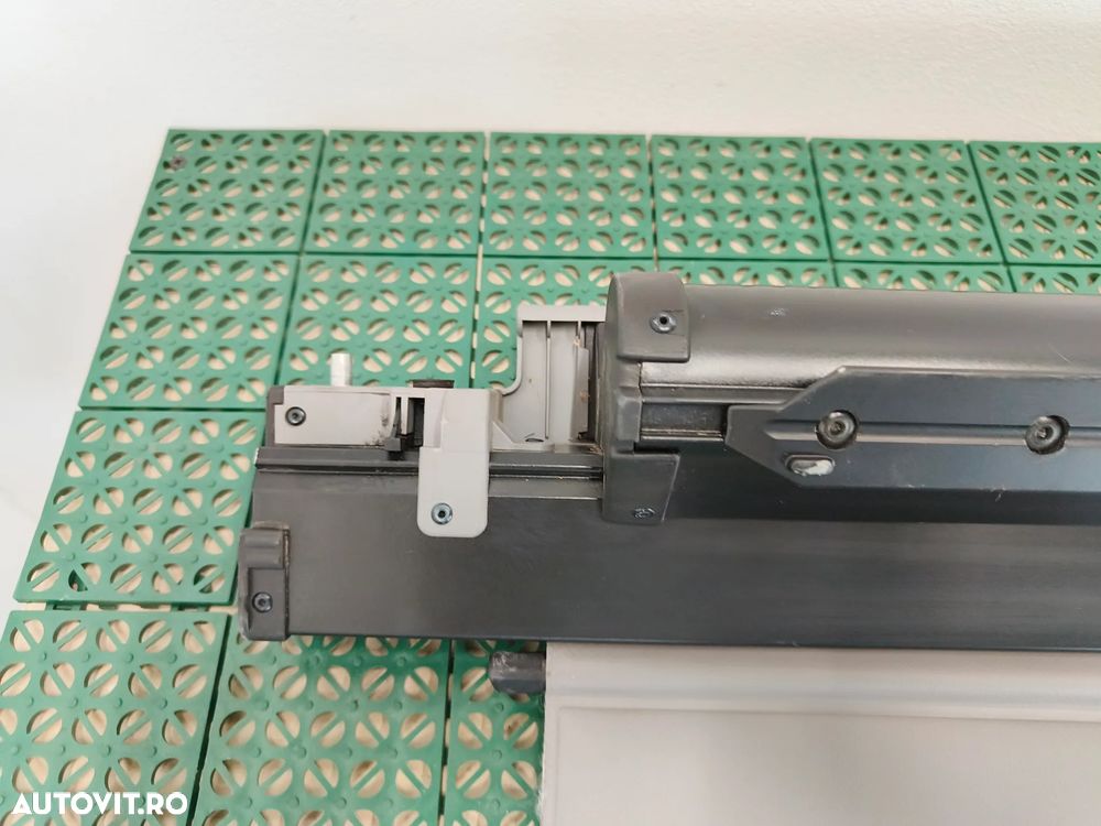 Rulou portbagaj BMW X3 E83 cu despartitor animale - 6