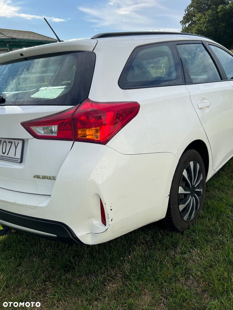Toyota Auris - 5