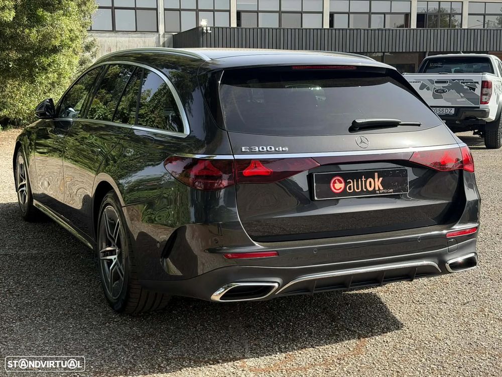 Mercedes-Benz E 300 de - 12