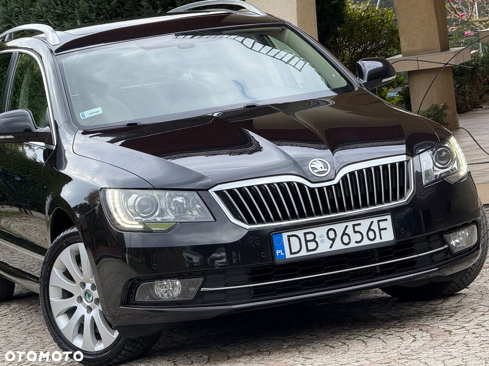 Skoda Superb 3.6 FSI 4x4 L&K DSG - 14