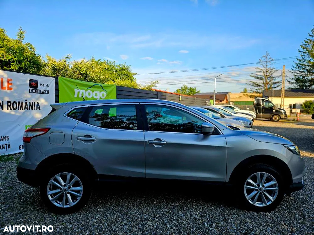 Nissan Qashqai 1.5 DCI N-Connecta - 12