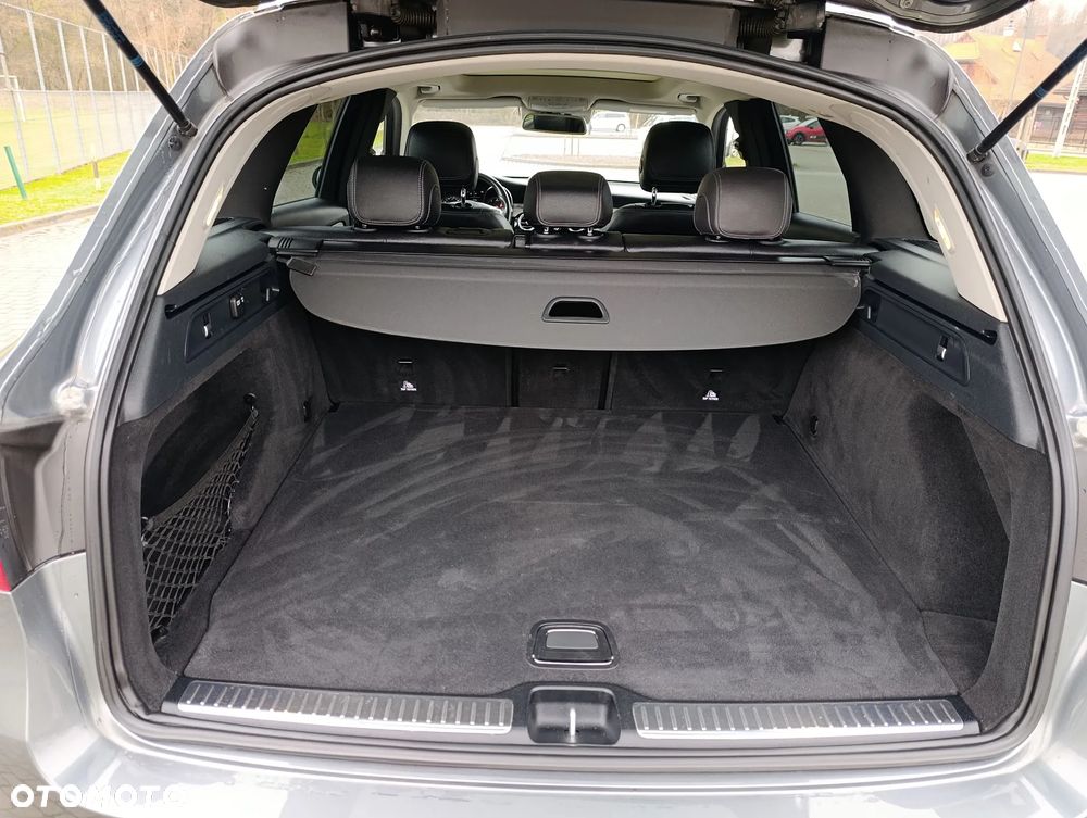 Mercedes-Benz GLC 220 d 4Matic 9G-TRONIC AMG Line - 16