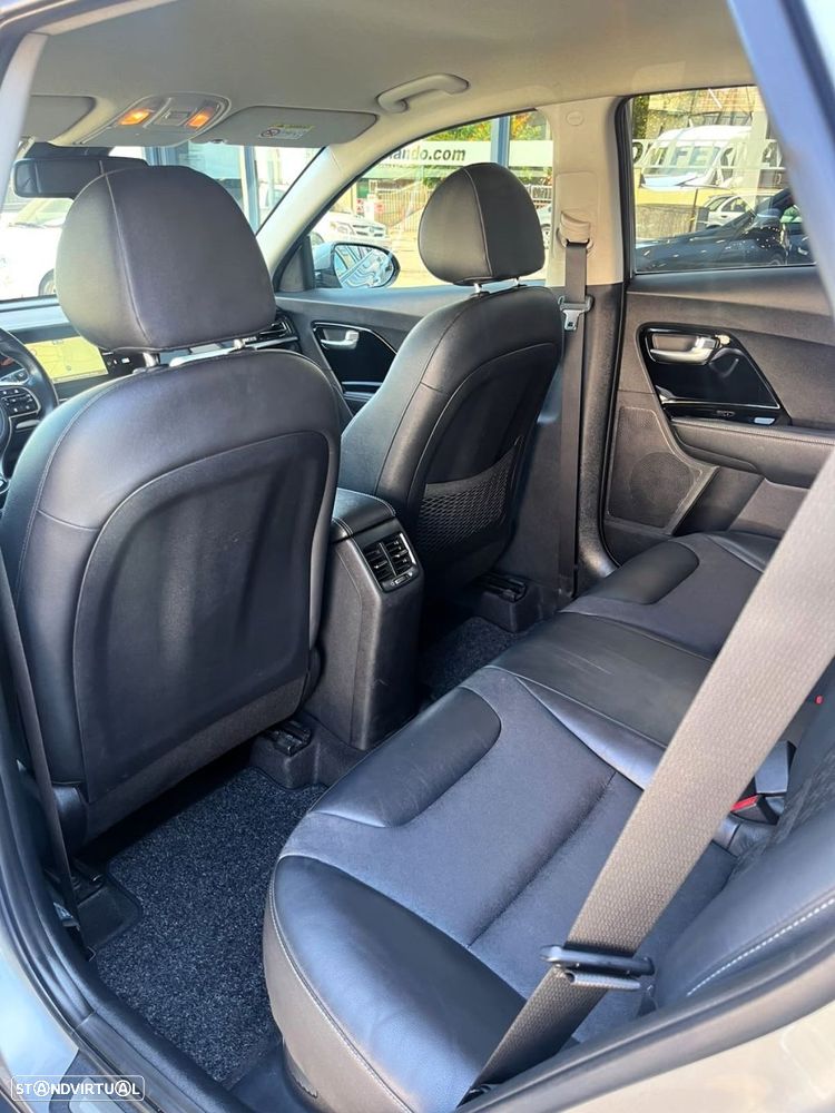 Kia Niro - 37