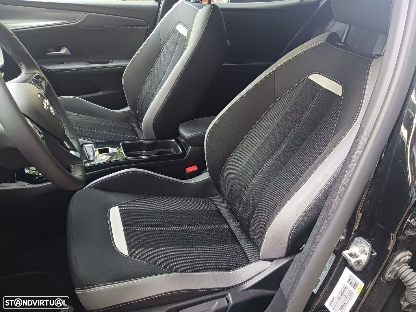 Opel Mokka 1.2 T GS - 36