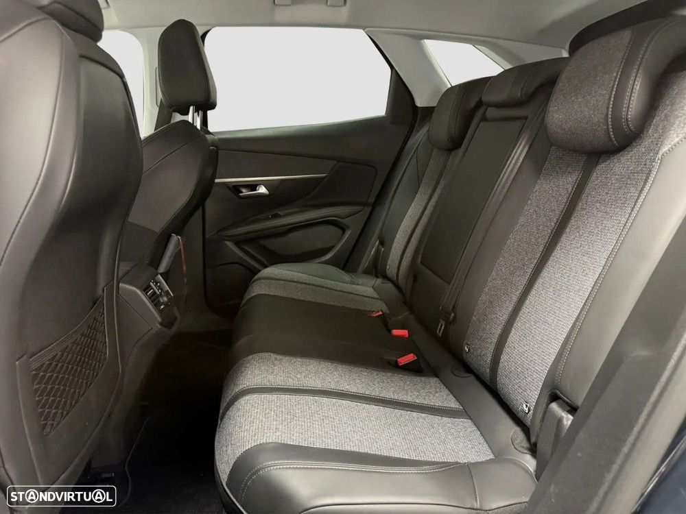 Peugeot 3008 PureTech 130 Stop & Start GPF Allure - 9