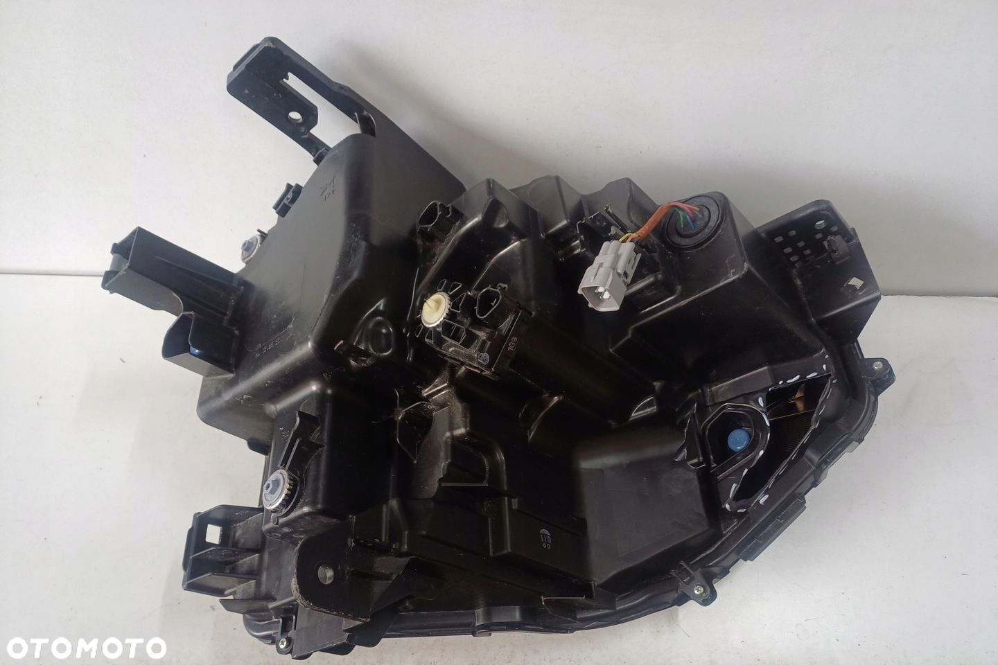 lampa lewy przod MITSUBISHI ECLIPSE CROSS 21- EUROPA - 9