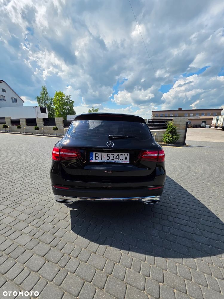 Mercedes-Benz GLC - 29