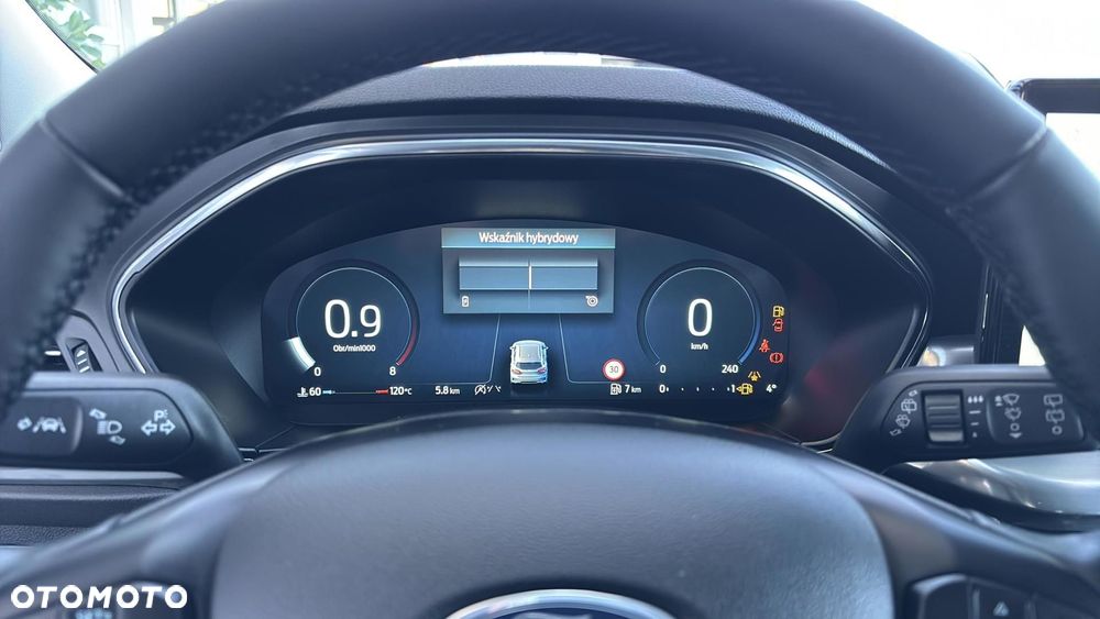 Ford Focus 1.0 EcoBoost Titanium X - 13