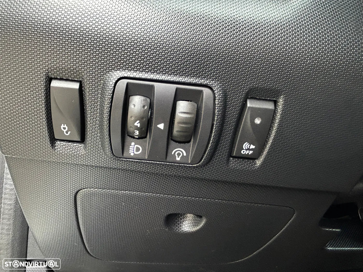 Renault Zoe (c/ Bateria) Intens 40 - 28