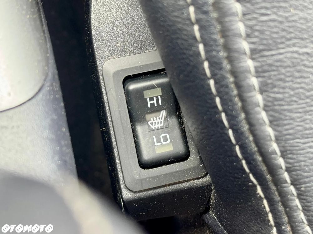 Mitsubishi Outlander 2.4 4WD CVT Intense - 33