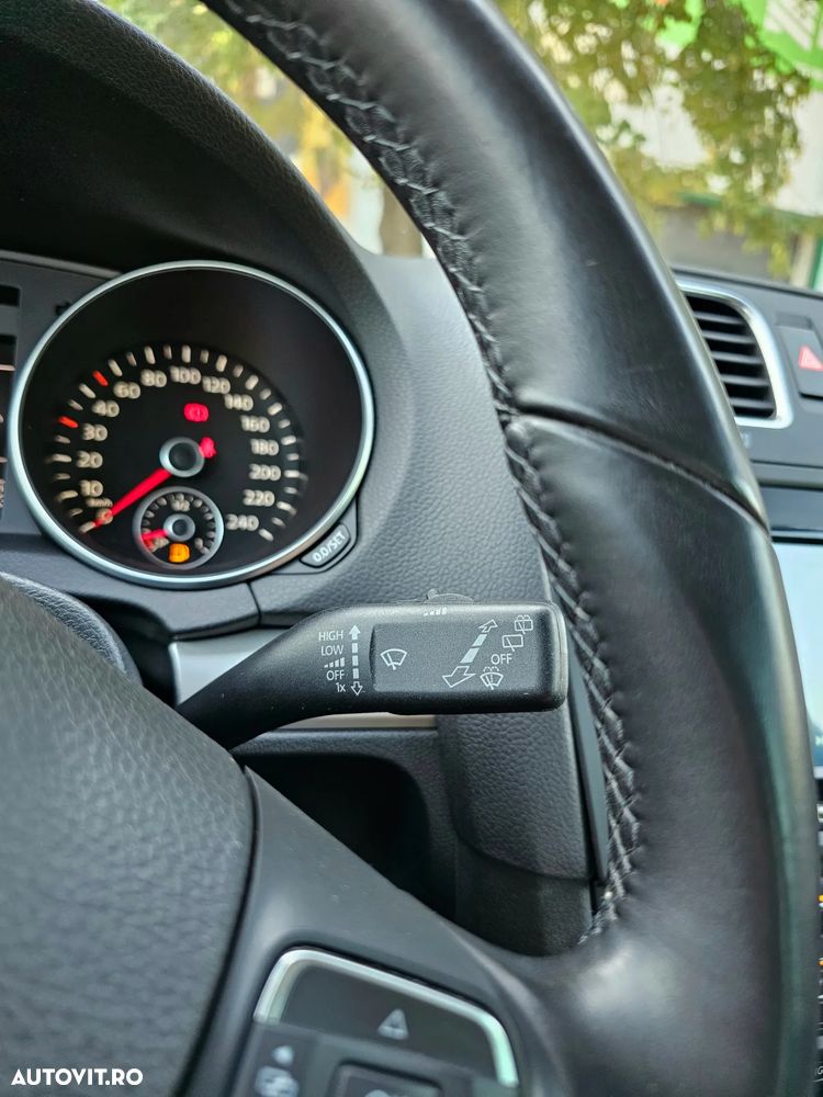 Volkswagen Golf 1.4 TSI Highline - 30