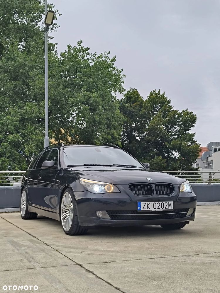 BMW Seria 5 525d - 9