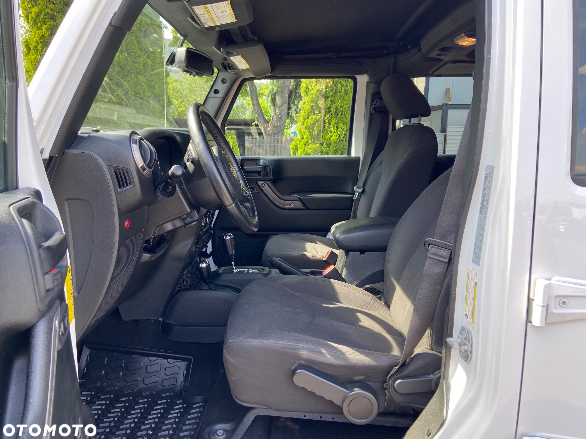 Jeep Wrangler Unlimited 3.6 Automatik Sahara - 11