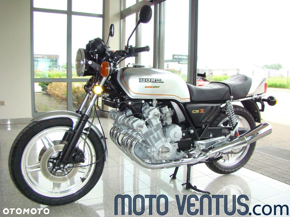Honda CBX - 4