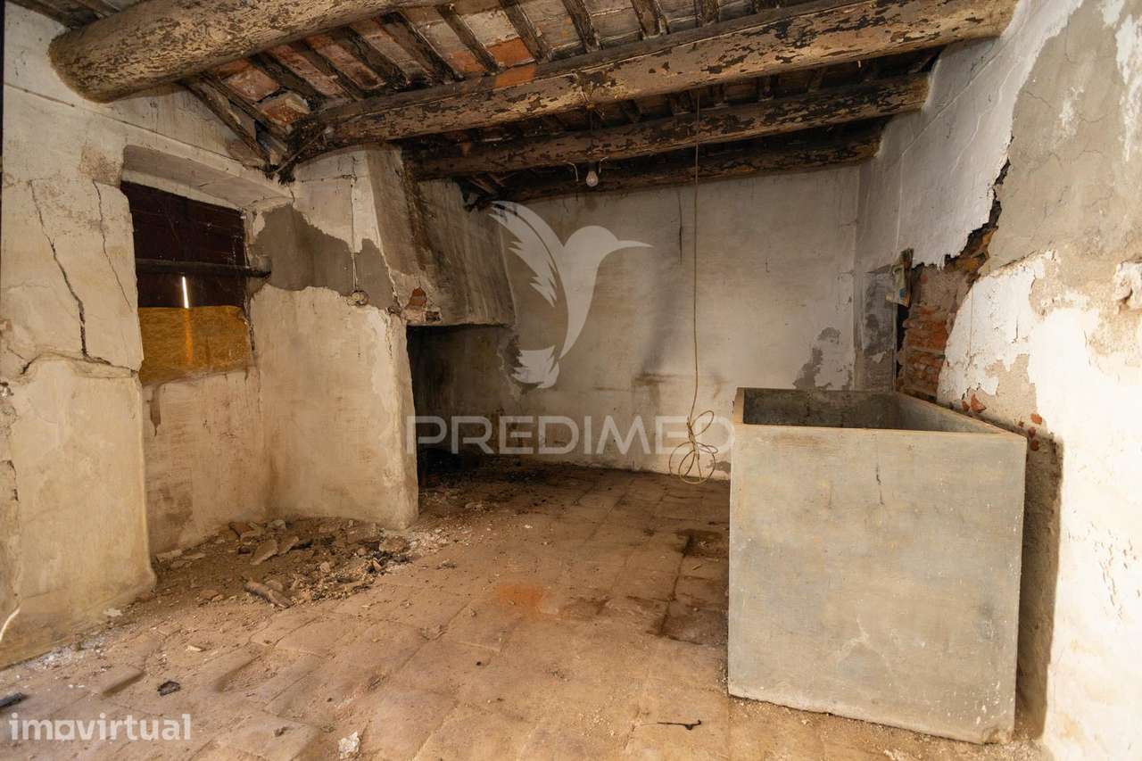 Moradia T6 para reconstrução no coração do Alandroal — com vista ma... - Grande imagem: 4/40
