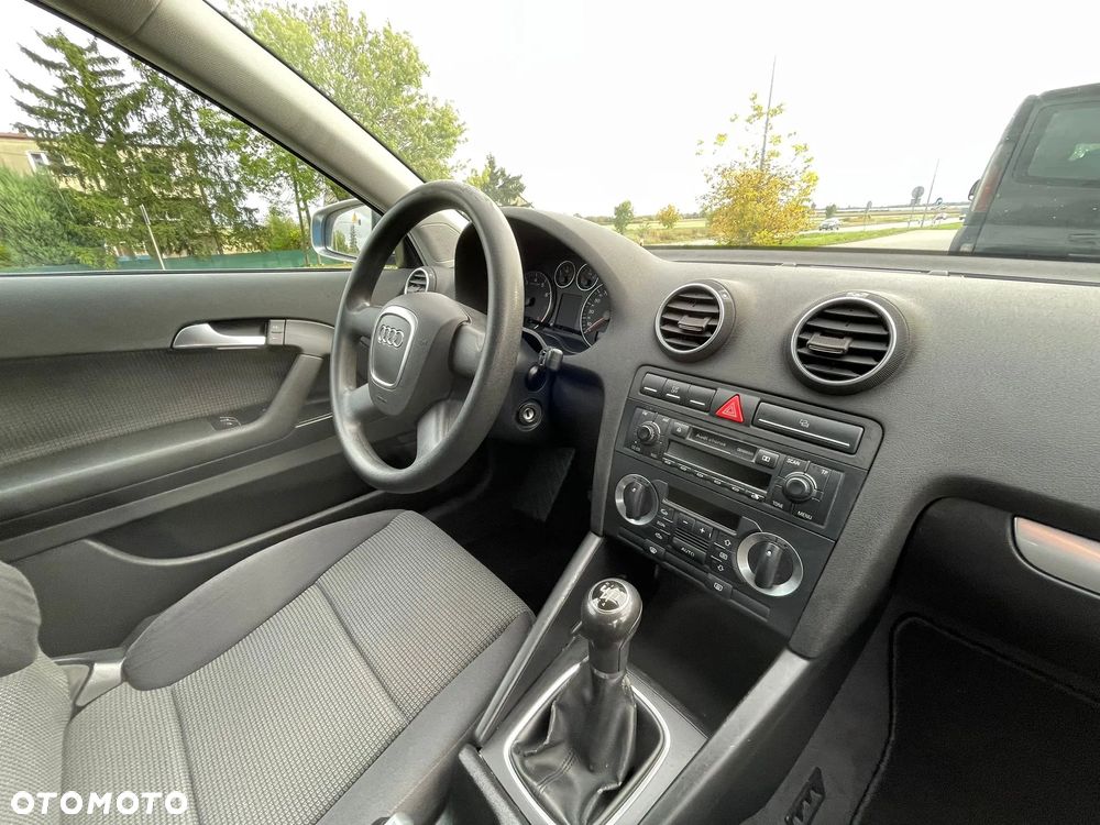 Audi A3 1.6 Limited Edition - 14