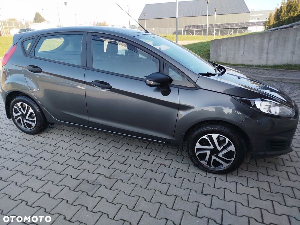 Ford Fiesta 1.25 Ambiente - 1