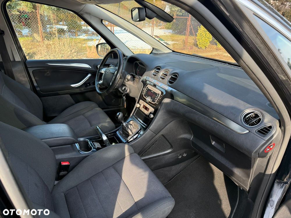 Ford S-Max 2.0 TDCi DPF Titanium - 16