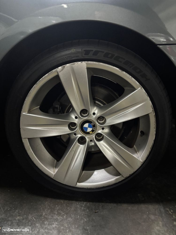 BMW 320 d Coupe - 17