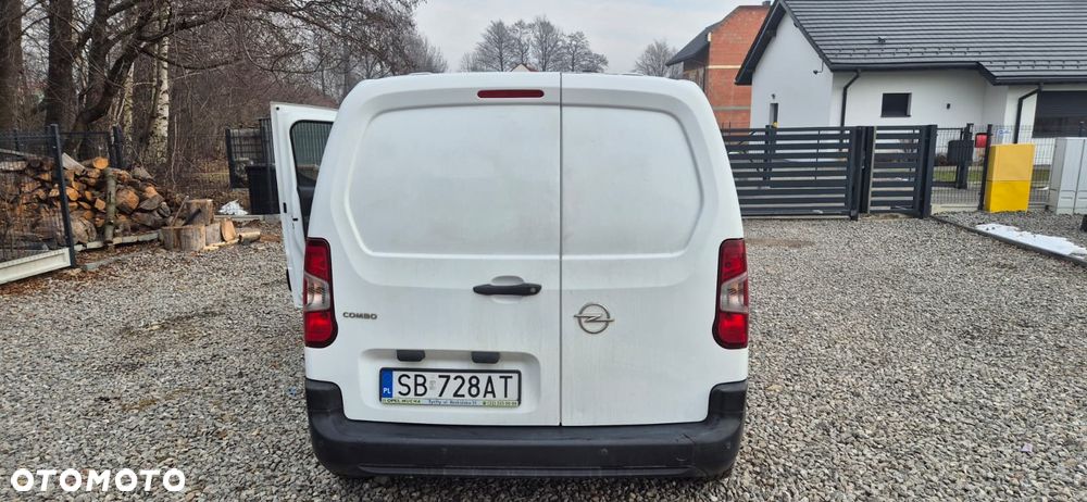 Opel COMBO - 8