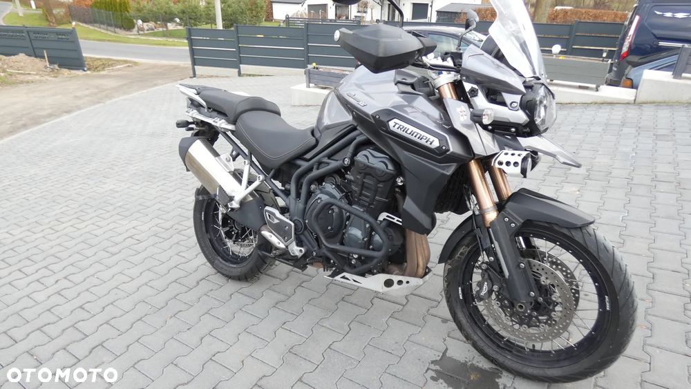 Triumph Tiger - 2