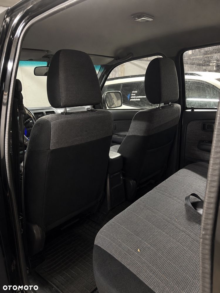Toyota Hilux - 4