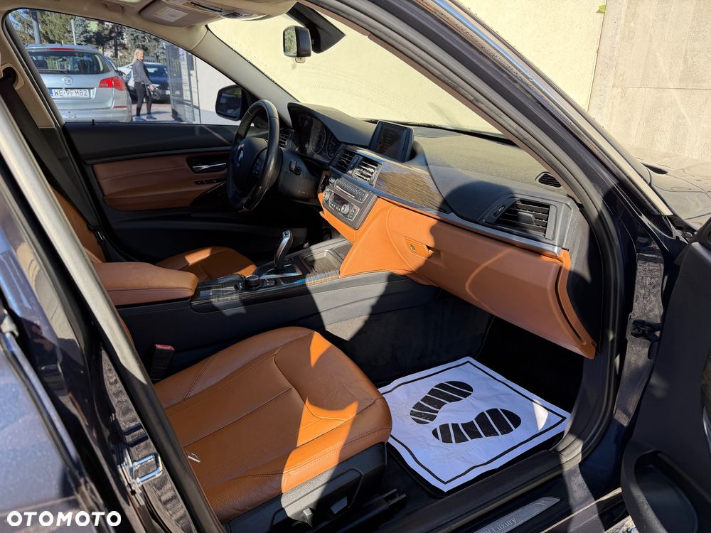 BMW Seria 3 328i Luxury Line - 7