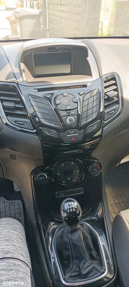 Ford Fiesta 1.0 EcoBoost Titanium EU6 - 9