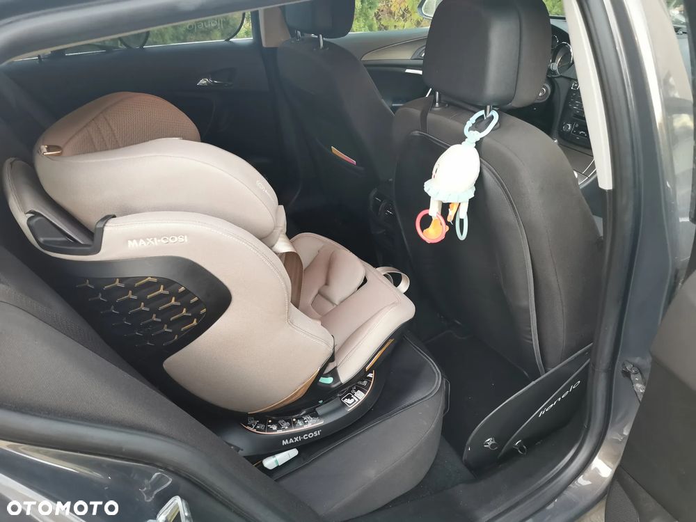 Opel Insignia 1.4 T Cosmo S&S - 24
