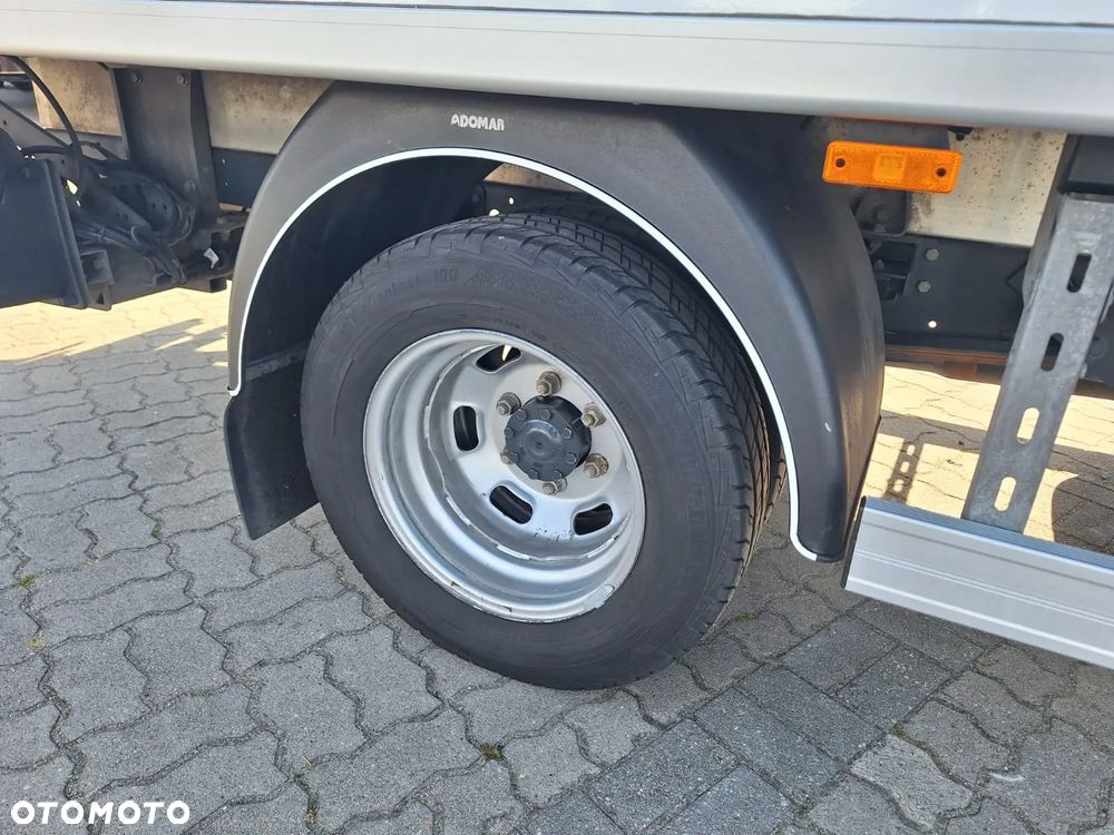 Iveco 50C18 Chłodnia Izoterma 8EP km Krajowy Ledy  Agregat Carrier citymax 400 - 21