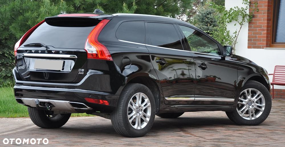 Volvo XC 60 D5 AWD Geartronic Summum - 18