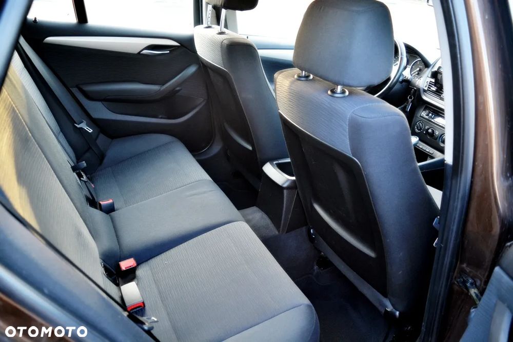 BMW X1 sDrive18d xLine - 6