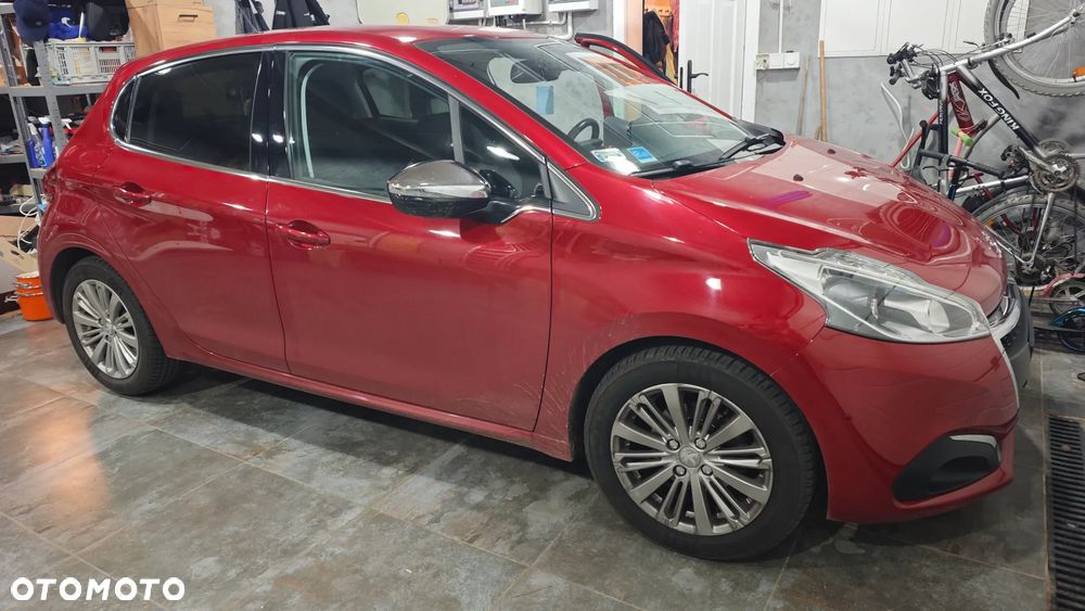 Peugeot 208 - 7
