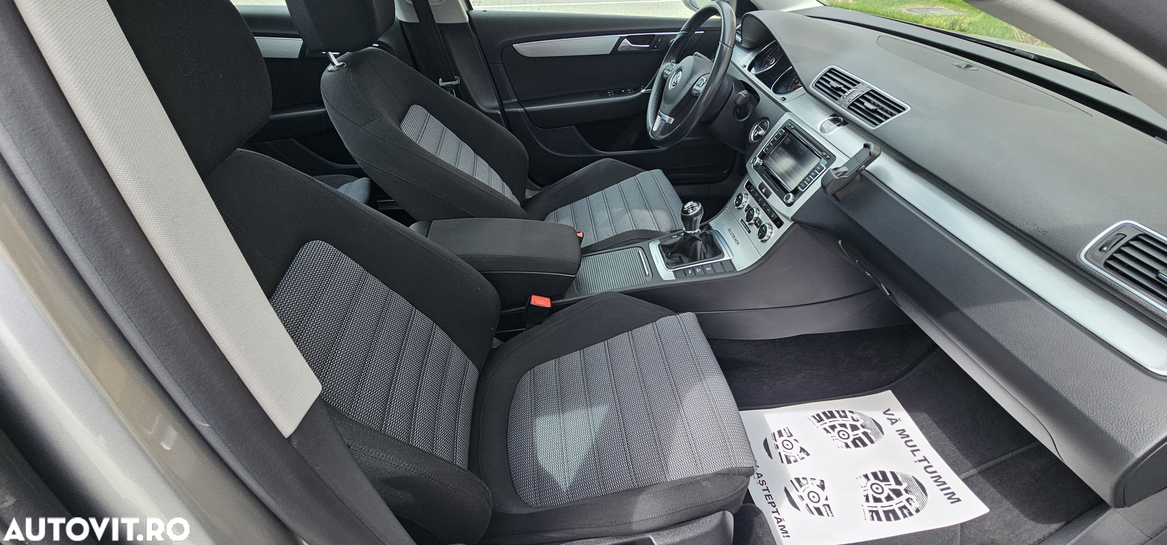 Volkswagen Passat Variant 2.0 TDI 4Motion BlueMotion Technology Exclusive - 13