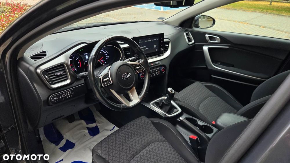 Kia Ceed - 18