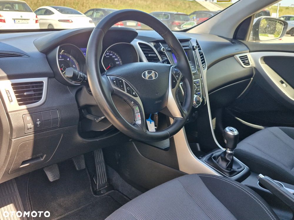 Hyundai i30 i30cw 1.6 CRDi Trend - 17